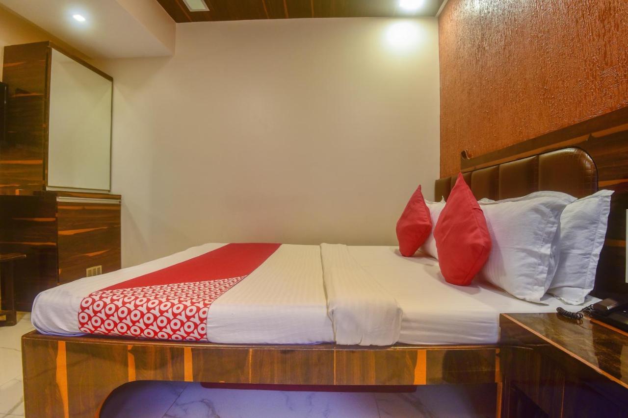 Oyo 28893 Hotel Gulf ムンバイ エクステリア 写真
