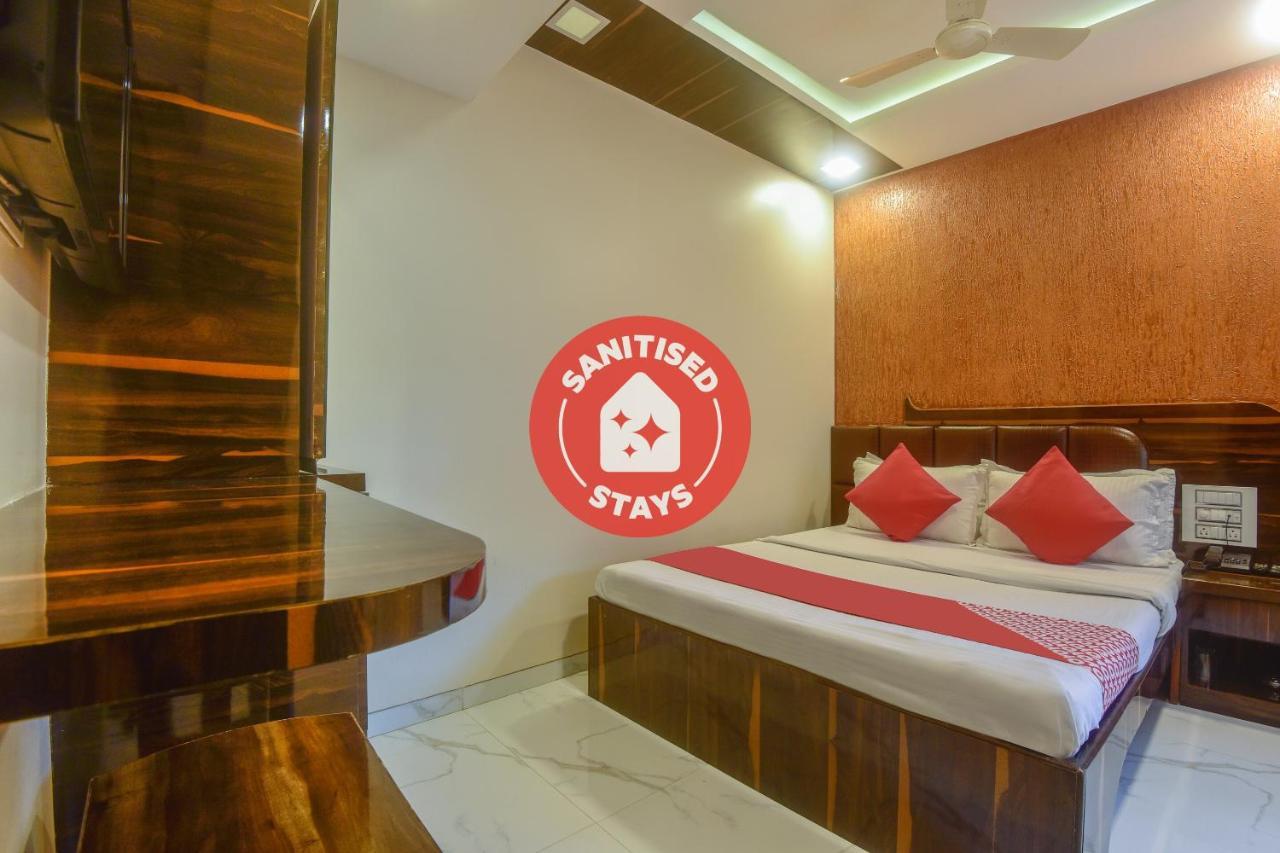 Oyo 28893 Hotel Gulf ムンバイ エクステリア 写真